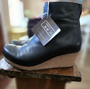 Birkenstock Papillio Black Wedge Boots EU 39, US 8